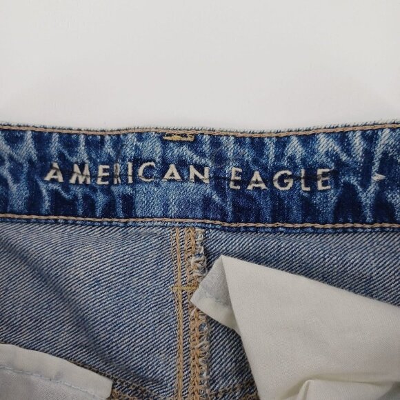 American Eagle Hi-Rise Tomgirl Embroidered Distressed Jean Medium Wash Women's 2 - Picture 6 of 12
